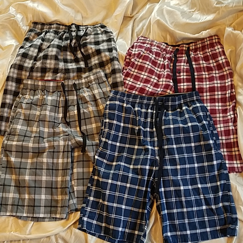 4 pack Hanes Boxer shorts